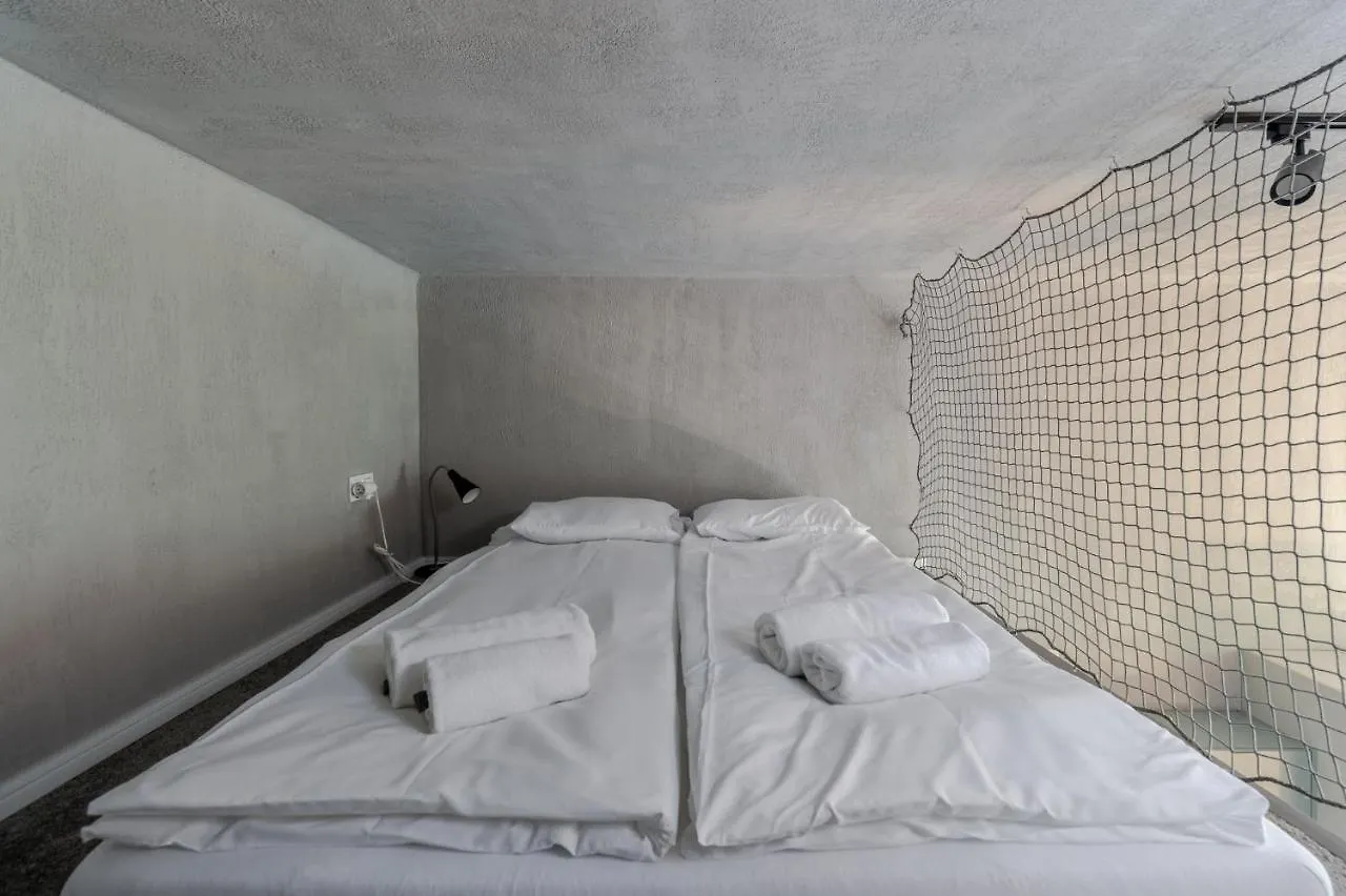 Parkside Fresh Apartments - Old Town Guesthouse - By Upstairs Kraków Polska