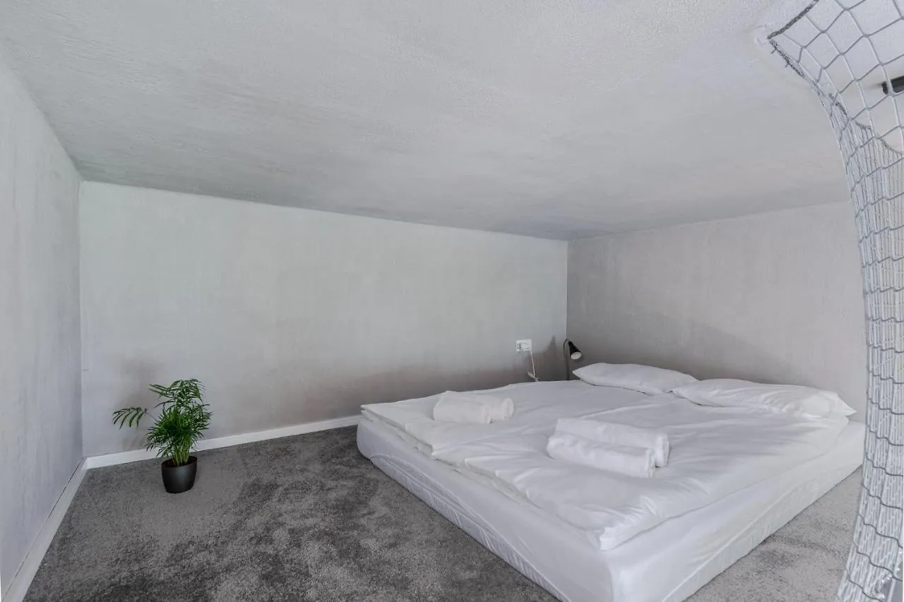 Parkside Fresh Apartments - Old Town Guesthouse - By Upstairs Kraków