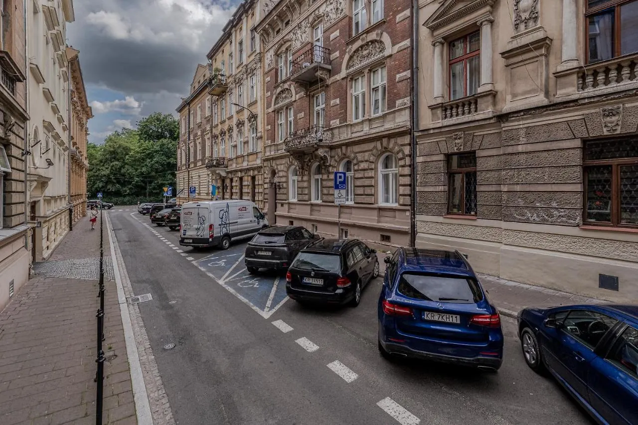 Parkside Fresh Apartments - Old Town Guesthouse - By Upstairs Krakow