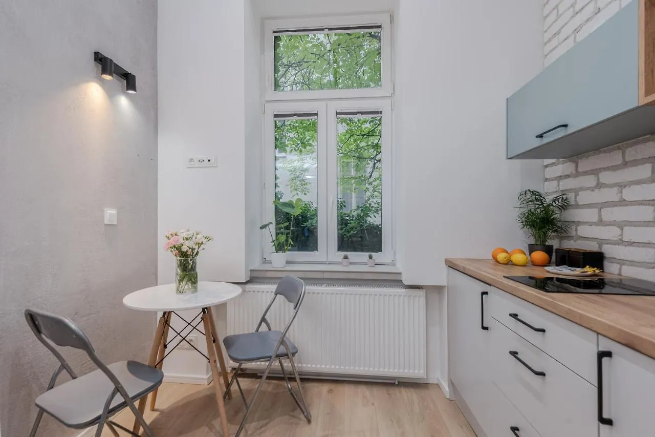 Parkside Fresh Apartments - Old Town Guesthouse - By Upstairs Kraków Polska